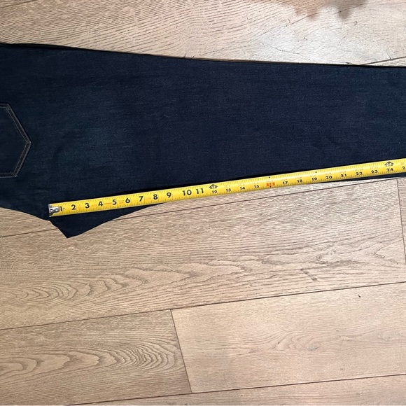 Michael Kors Parker Stretch Slim Fit Jeans - Picture 7 of 8